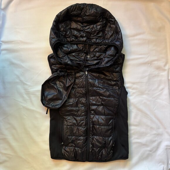 Uniqlo Packable Hooded Vest 🧊 Ultra Light Down Size XS - Picture 3 of 12
